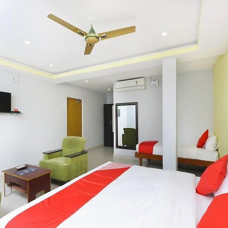 Sai Golden Rooms Tirupati Exteriör bild